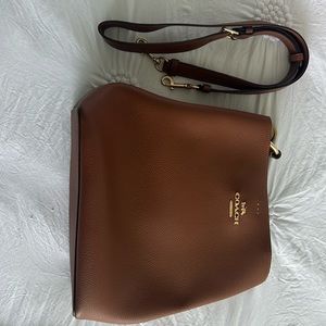 Coach Mollie Bucket 22